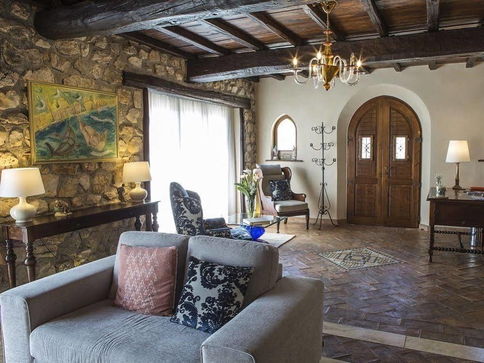 Casale San Pietro Bed & Breakfast Anagni Bagian luar foto