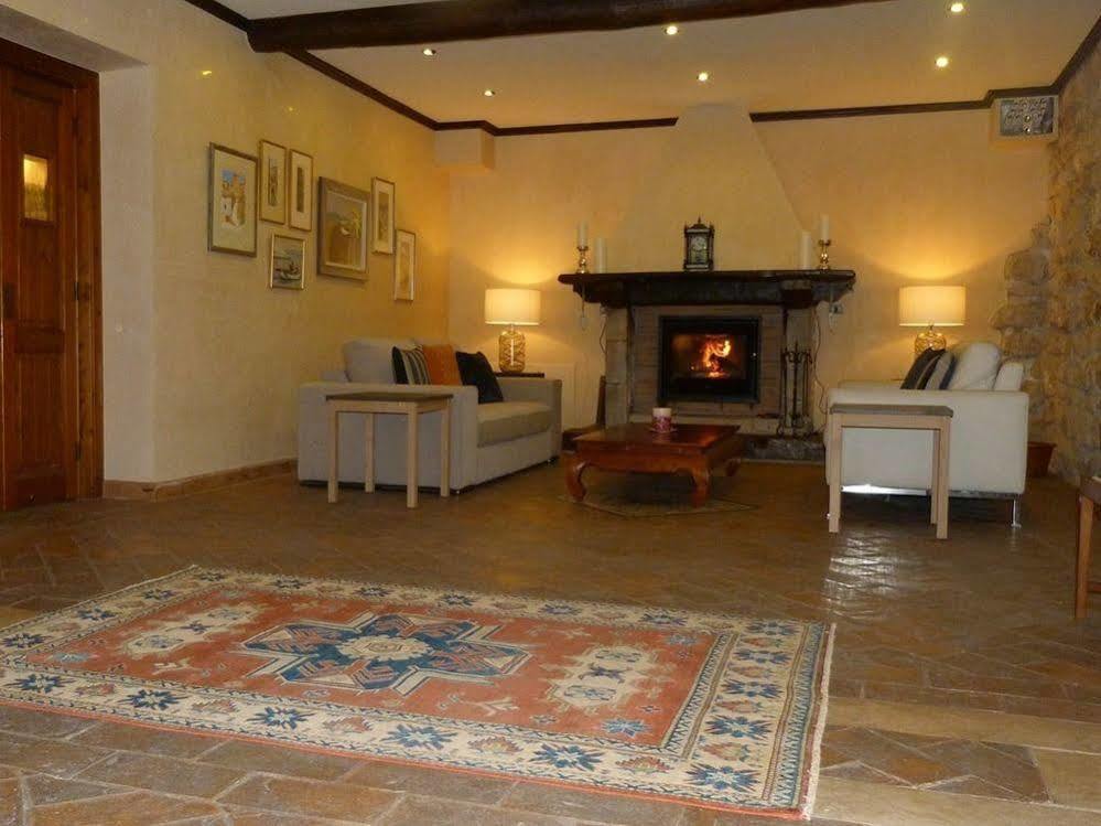 Casale San Pietro Bed & Breakfast Anagni Bagian luar foto